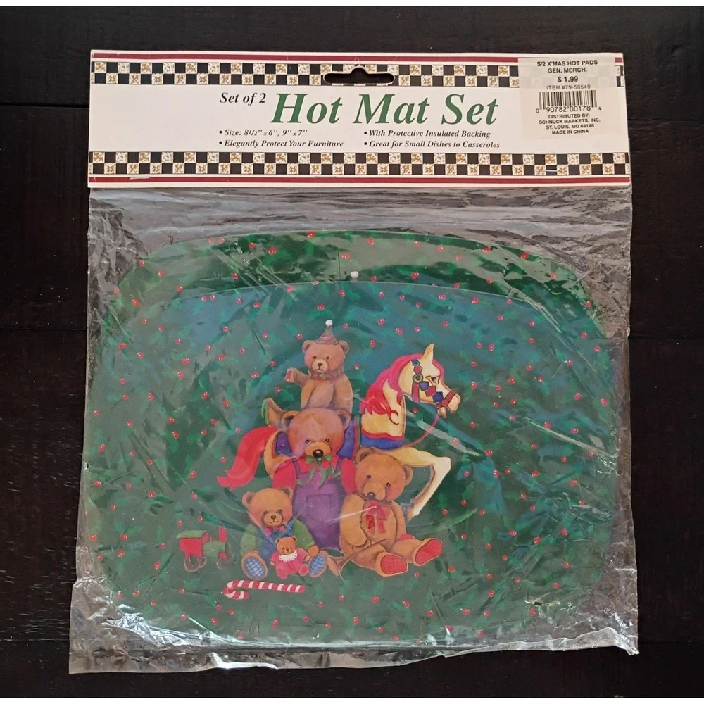 NIP 2 Pc Metal Hot Mat Set Pot Mats Christmas Teddy Bears Toys Red Green Holiday